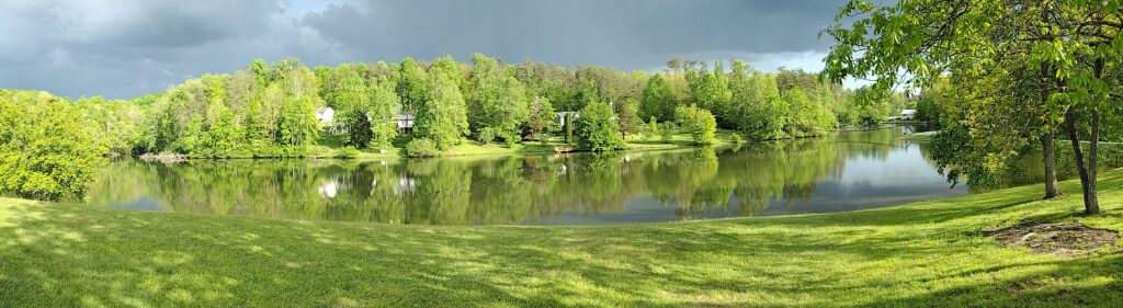Photo of Indian Rock Lake in the Spring